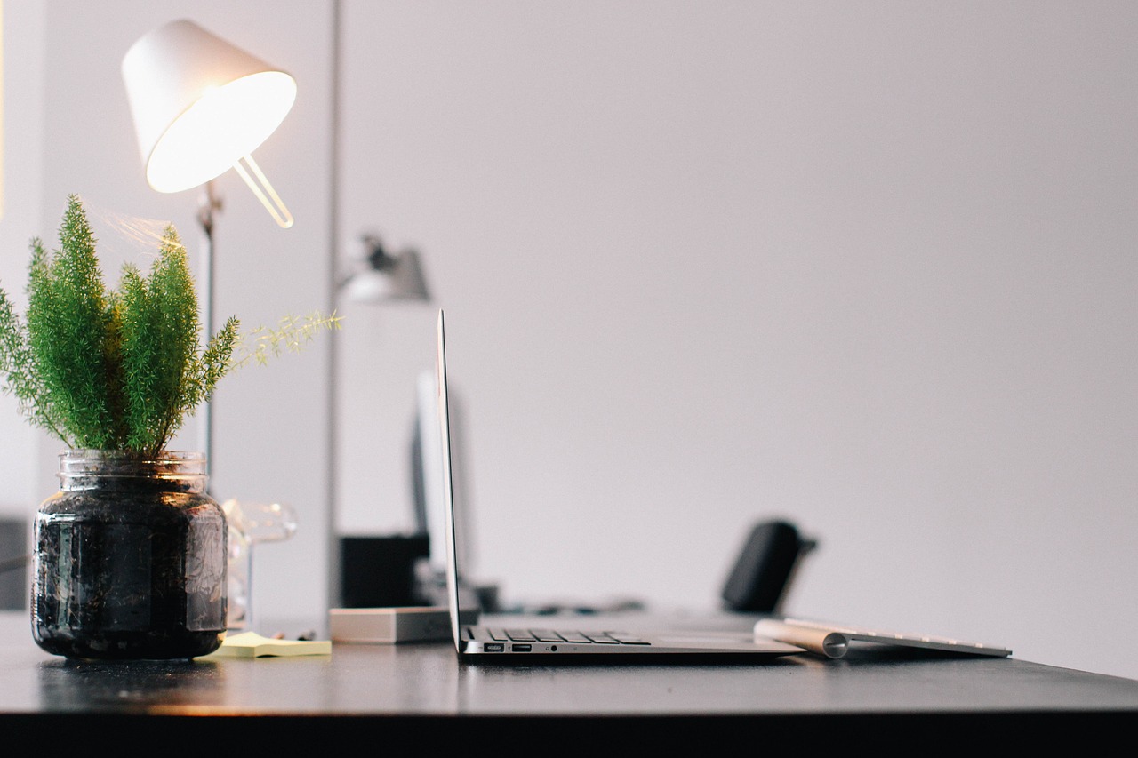 The Benefits of Using Eco-Friendly Office Supplies